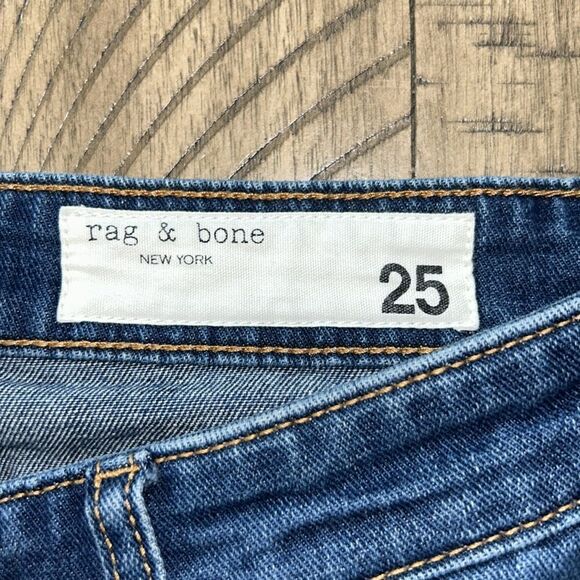 rag & bone 🦴 👖 ‘dre’ lowrise boyfriend slim with a touch of stretch! ✈️ 🚙 🪩 - Picture 3 of 17